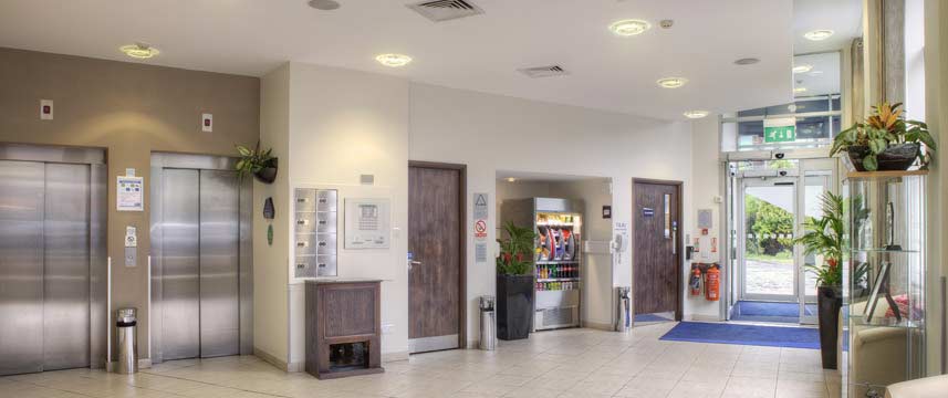 Holiday Inn Express Glasgow City Centre - Lobby