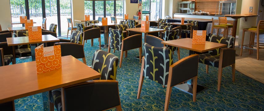 Holiday Inn Express Liverpool Knowsley Resturant