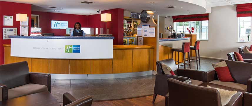 Holiday Inn Express London Chingford - Reception
