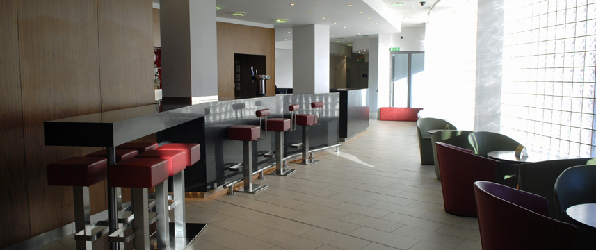 Holiday Inn Express London City - Bar Seating