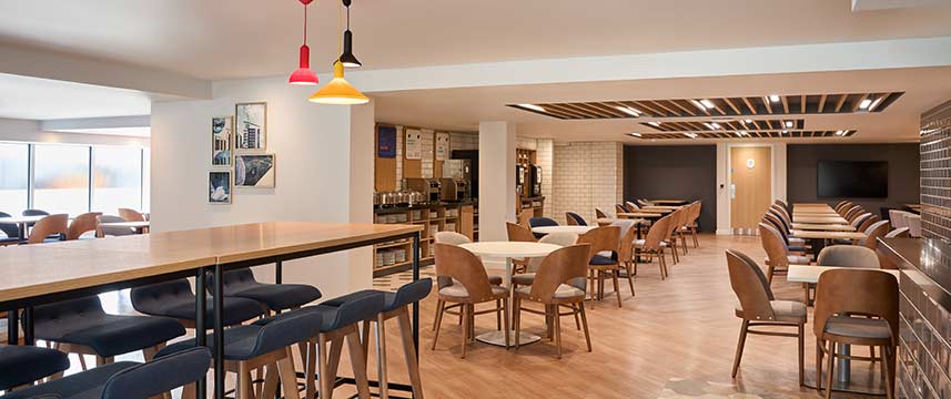 Holiday Inn Express London Limehouse - Breakfast Tables