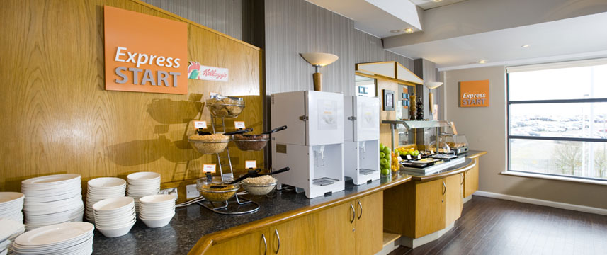 Holiday Inn Express Luton Airport - Restaurant