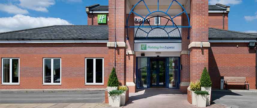 Holiday Inn Express Manchester - East - Entrance
