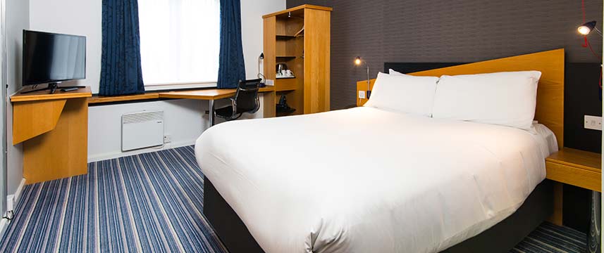 Holiday Inn Express Manchester - East - Guest Room