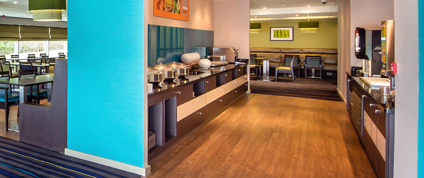 Holiday Inn Express Manchester Airport - Breakfast Area