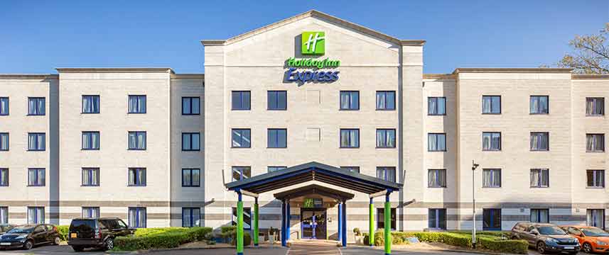 Holiday Inn Express Poole - Exterior
