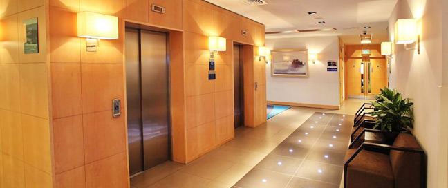 Holiday Inn Express Redditch - Lifts