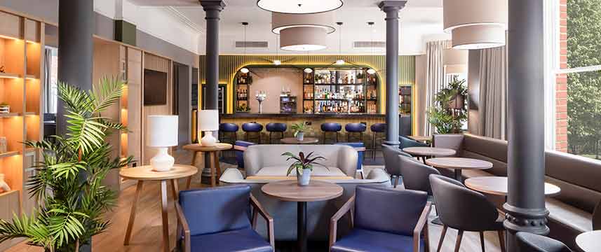 Holiday Inn Farnborough - Bar Lounge