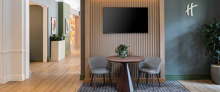 Holiday Inn Farnborough - Lobby