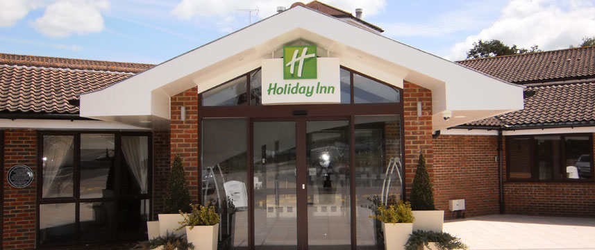 Holiday Inn Gatwick Worth Entrance