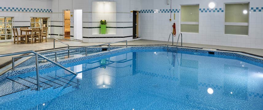 Holiday Inn Leeds Garforth Swimming Pool