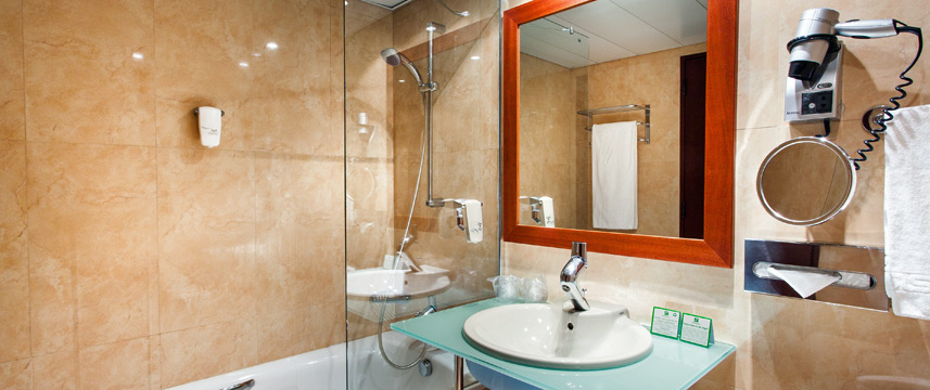 Holiday Inn Lisbon Continental - Bathroom