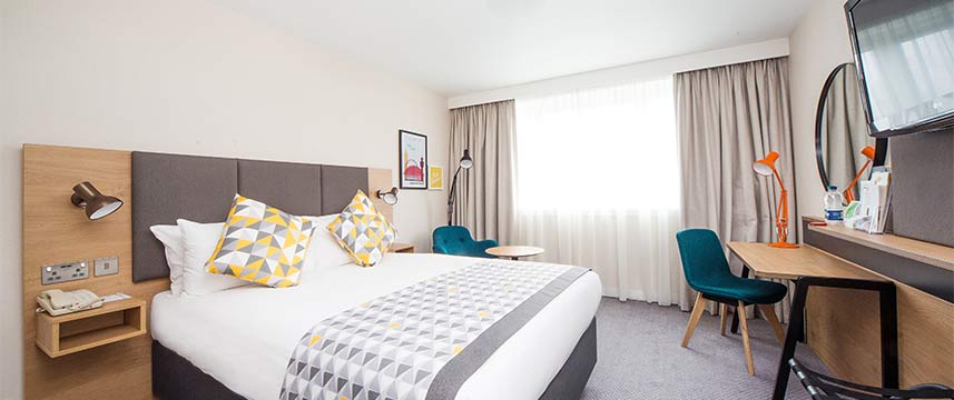 Holiday Inn London - Gatwick Airport - Double Room