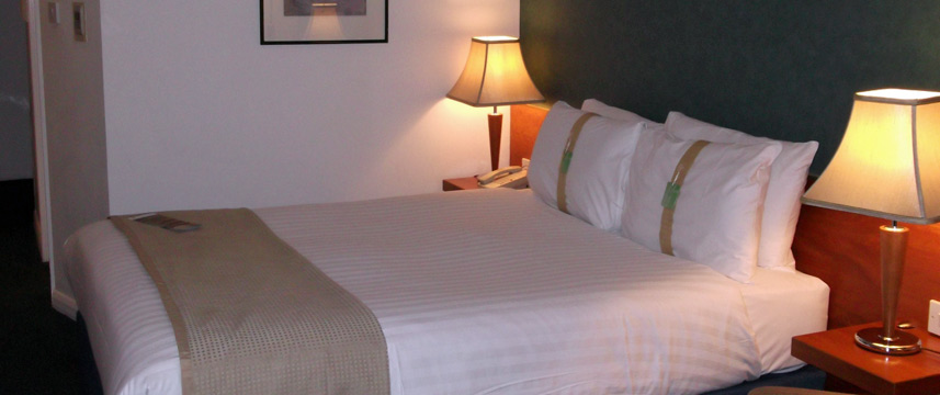 Holiday Inn London Heathroe T5 Double Bed