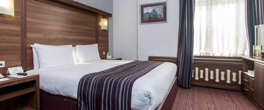 Holiday Inn London Oxford Circus - Queen Bedded Room