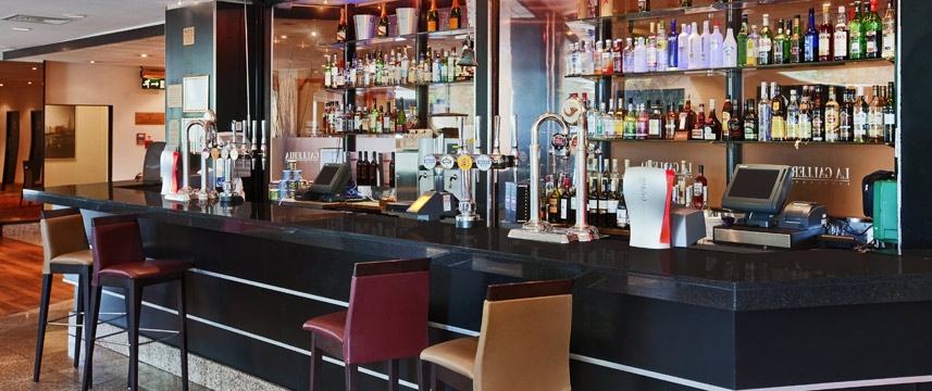 Holiday Inn London Wembley - Bar