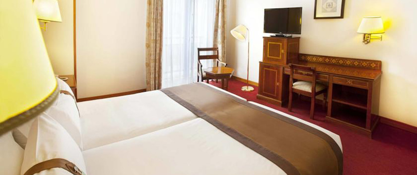 Holiday Inn Madrid Calle Alcala Bedroom