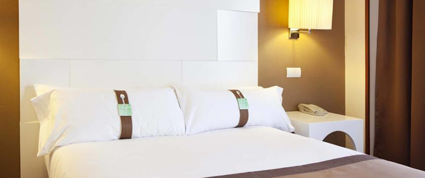 Holiday Inn Madrid Calle Alcala Double Bedroom