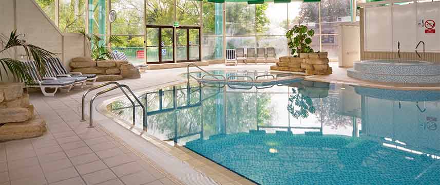 Holiday Inn Maidenhead Windsor - Pool