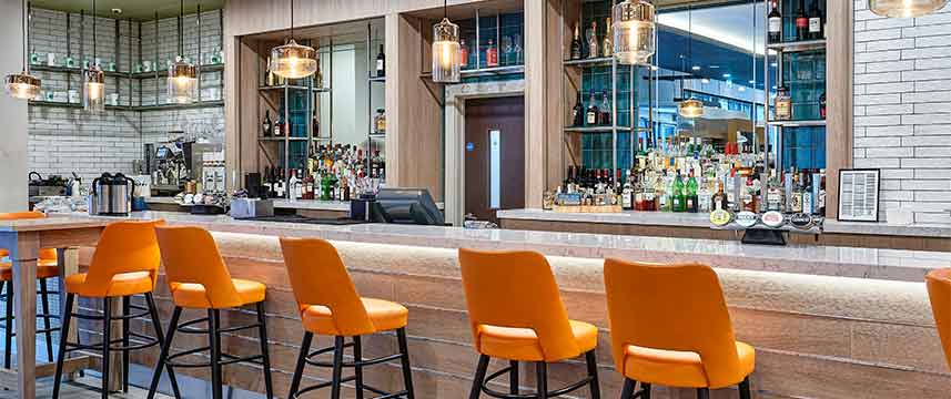 Holiday Inn Manchester City Centre - Lobby Bar