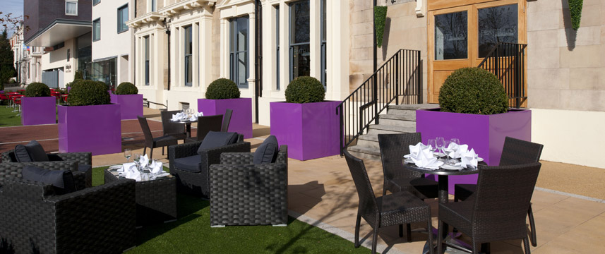 Holiday Inn Newcastle - Outdoor Dining
