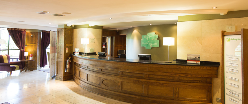 Holiday Inn Nottingham Reception Desk