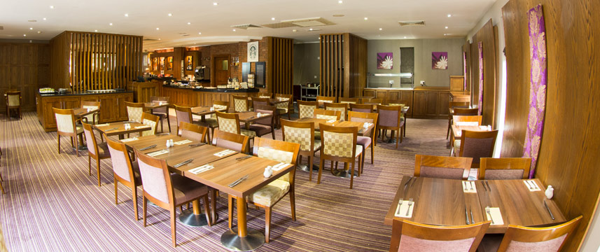 Holiday Inn Nottingham Restaurant Breakfast