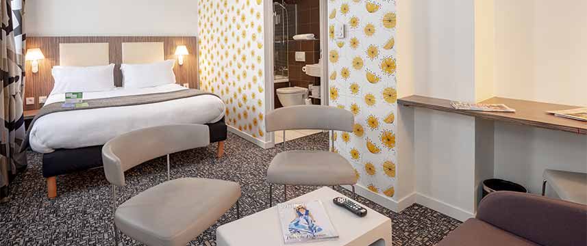 Holiday Inn Paris Opera Premium Room Sofabed