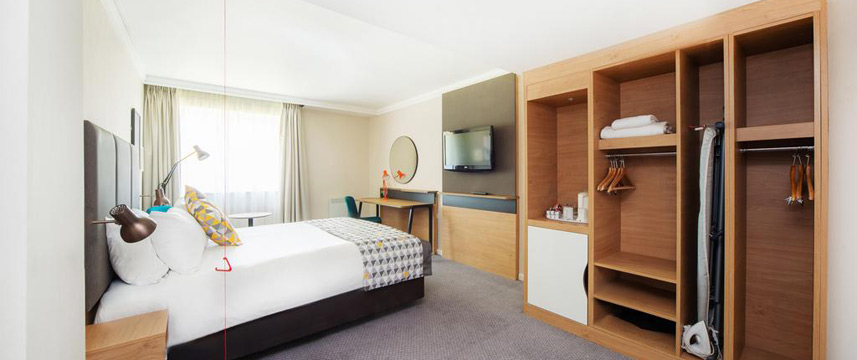 Holiday Inn Reading South M4 Jct11 - Accessible Room