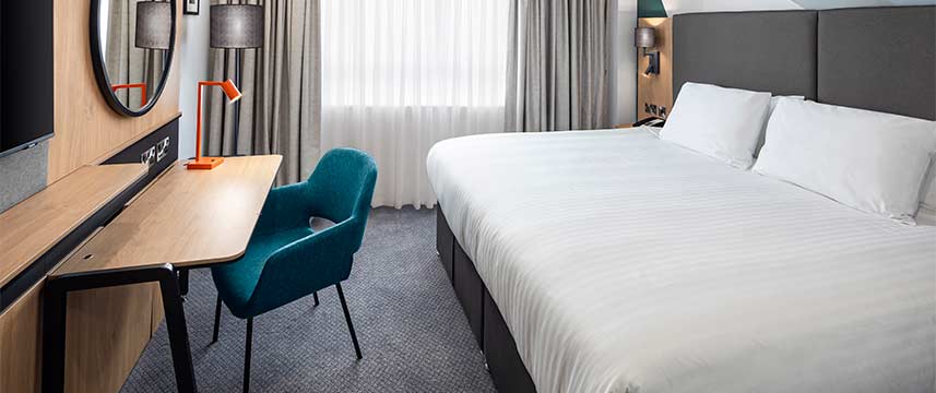 Holiday Inn Southampton Eastleigh M3 Jct 13 - King Bedded Room