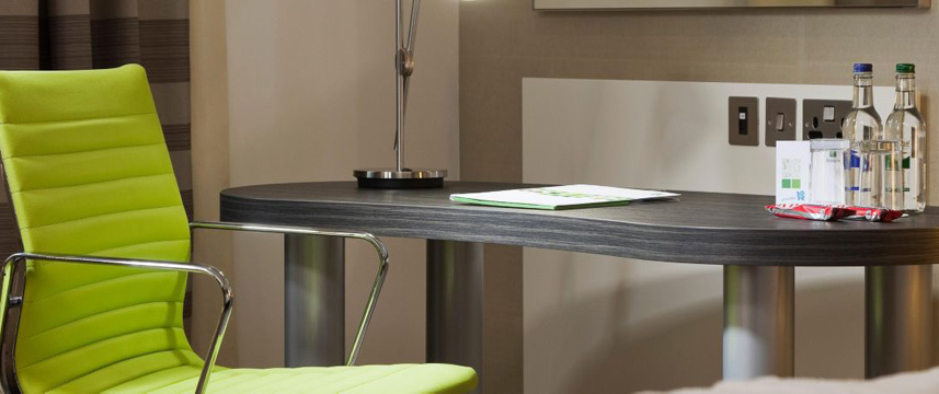 Holiday Inn Whitechapel - Facilities