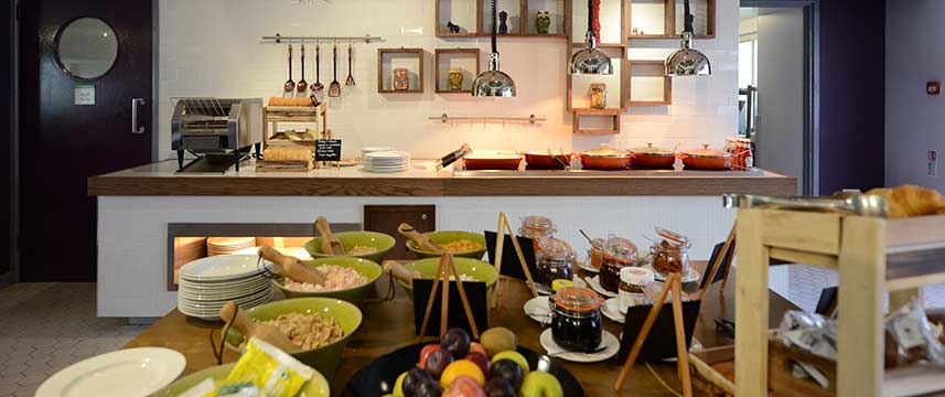 Holiday Inn Wolverhampton Racecourse - Breakfast