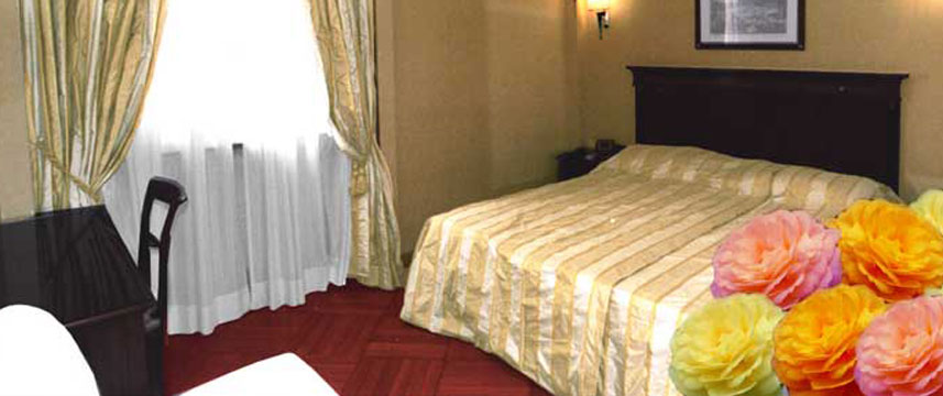 Hotel 2000 Roma - Bed Room