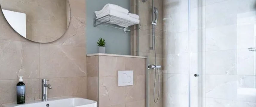 Hotel Acadia - Bathroom