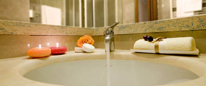 Hotel Amalfi - Bathroom