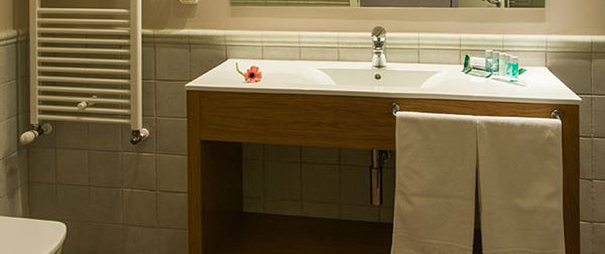 Hotel Balneari Vichy Catalan - Bathroom