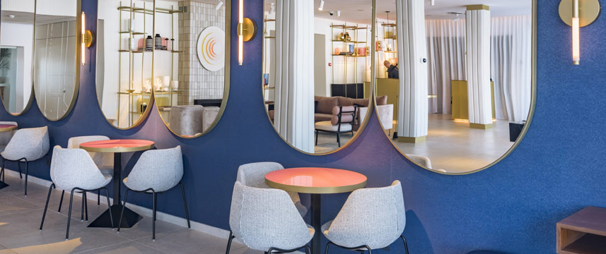 Hotel Bel Air - Bar Seating