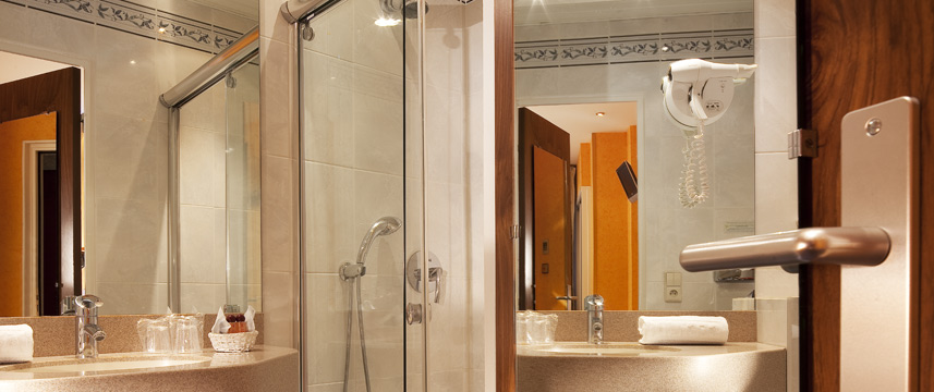 Hotel Cecilia - Washroom