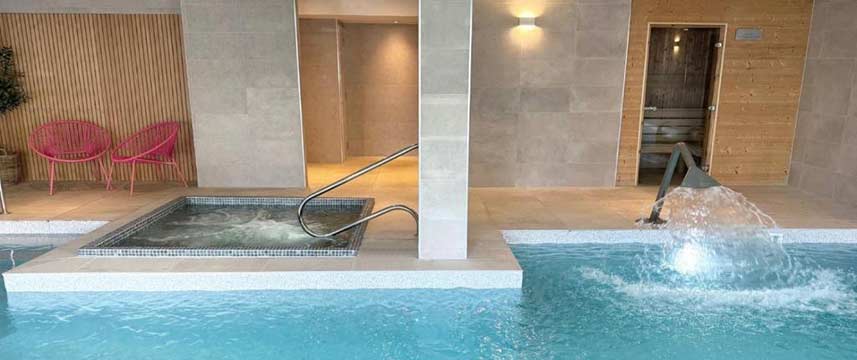 Hotel Collingwood - Pool Area