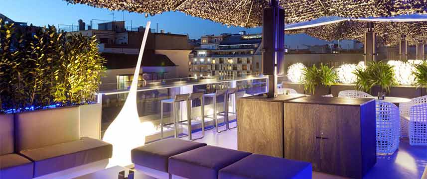 Hotel Condes Terrace Night