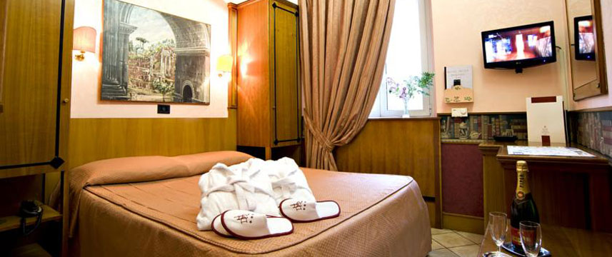 Hotel Delle Regioni - Double Bedroom