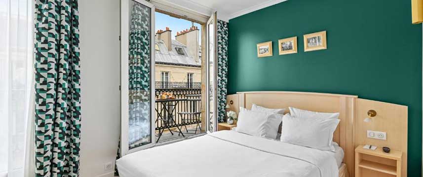 Hotel Elysees Opera - Premium Balcony Room Bed