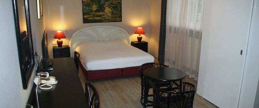 Hotel Europa 92 - Double Bedroom