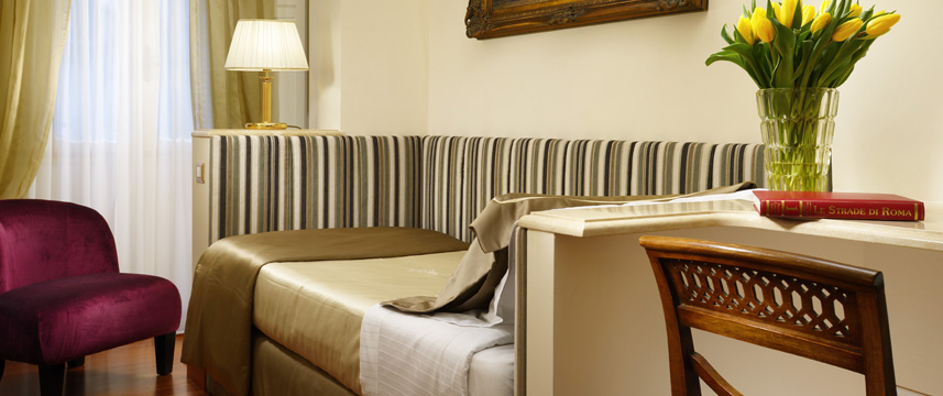 Hotel Forum Single Room