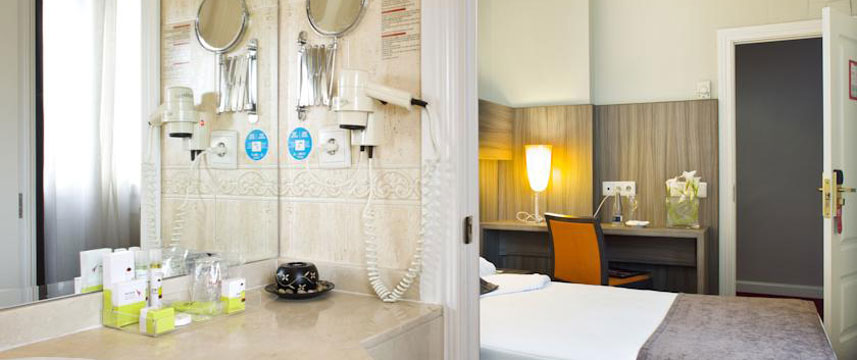 Hotel Husa Serrano Royal - Double Bedroom