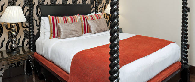 Hotel Indigo London Tower Hill - Junior Suite Bed