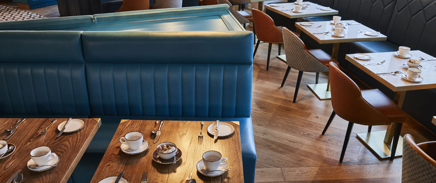 Hotel Indigo Manchester Victoria Station - Breakfast Tables