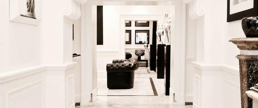 Hotel Isa - Hallway