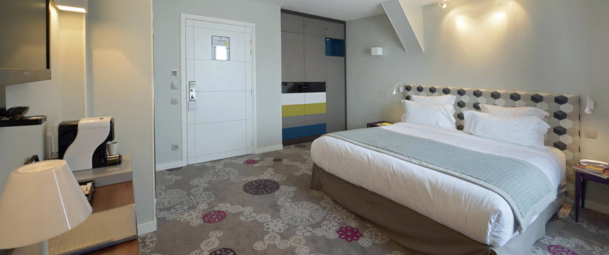 Hotel Le Mareuil - Guest Room Facilities