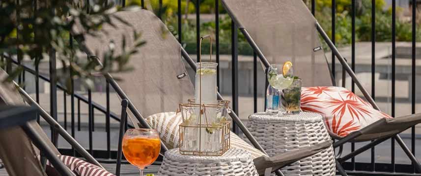 Hotel Maison Montmartre Les Puces Terrace Seating
